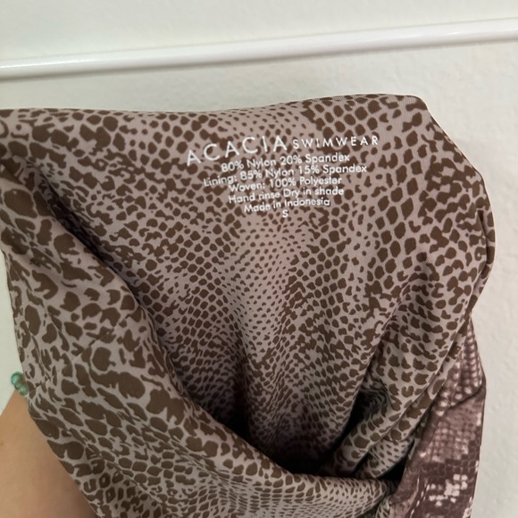 RARE ACACIA TEAHUPOO ONE PIECE - Picture 4 of 5